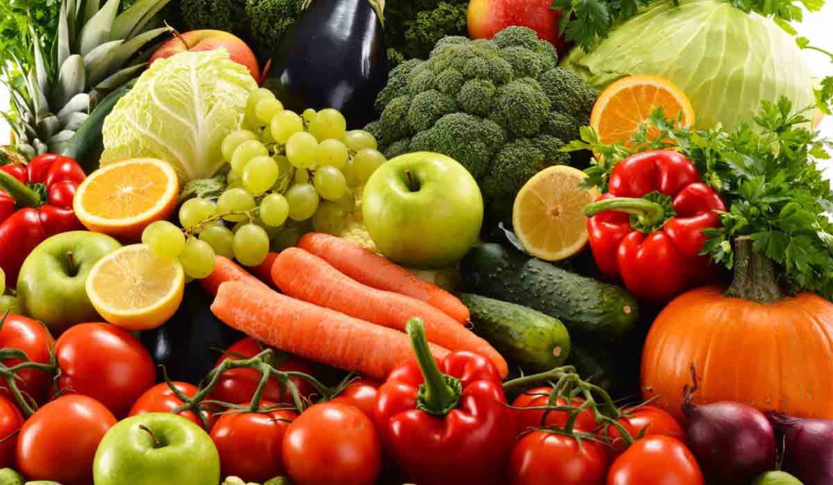 come togliere i pesticidi da frutta e verdura