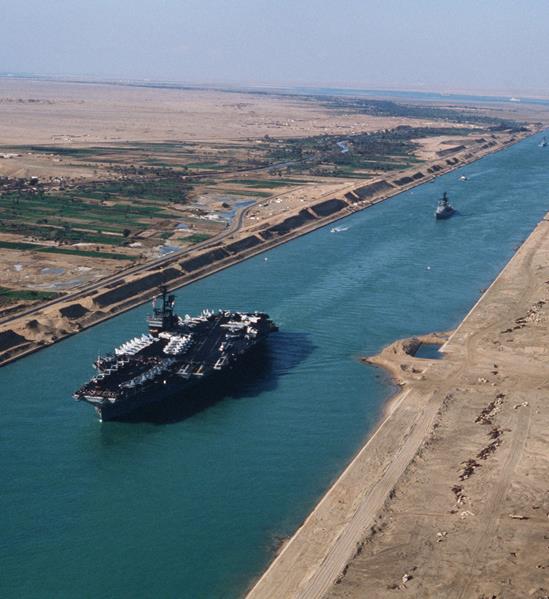 Mediterraneo a rischio a causa dei lavori nel Canale di Suez