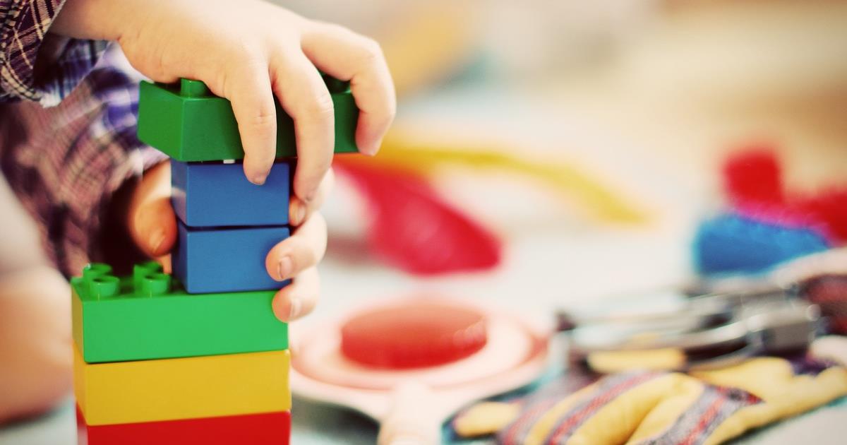 Metodo Montessori: ecco 16 idee regalo per Natale