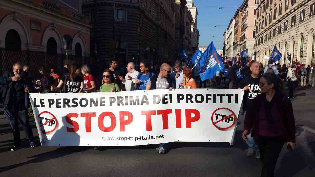 STOP Nuovo TTIP