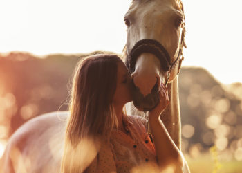 Cavalli benessere ippoterapia equitarmonia campo magnetico cuore cavallo