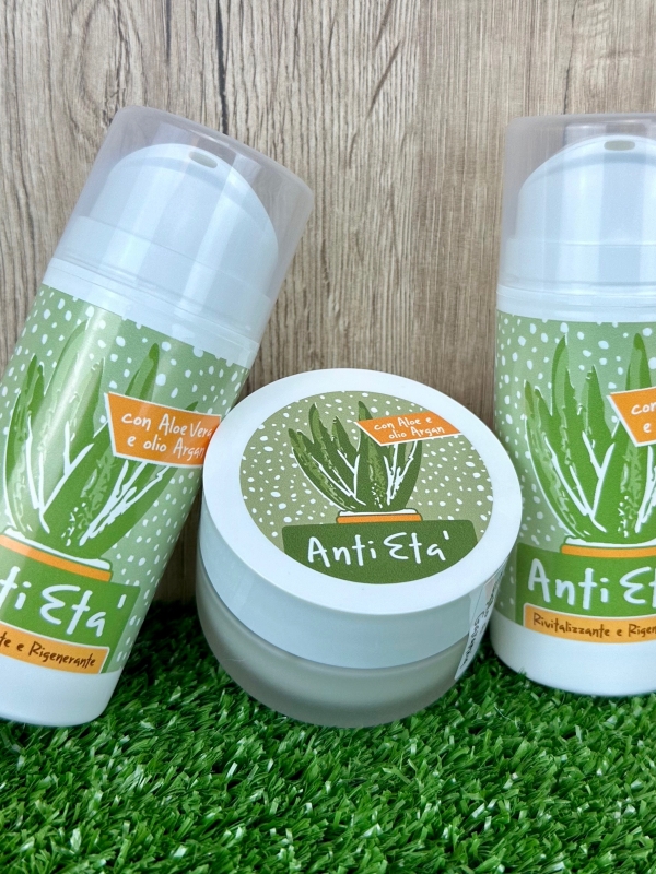 Crema Anti Age Aloe Vera e Acido Ialuronico Erbe di Mauro