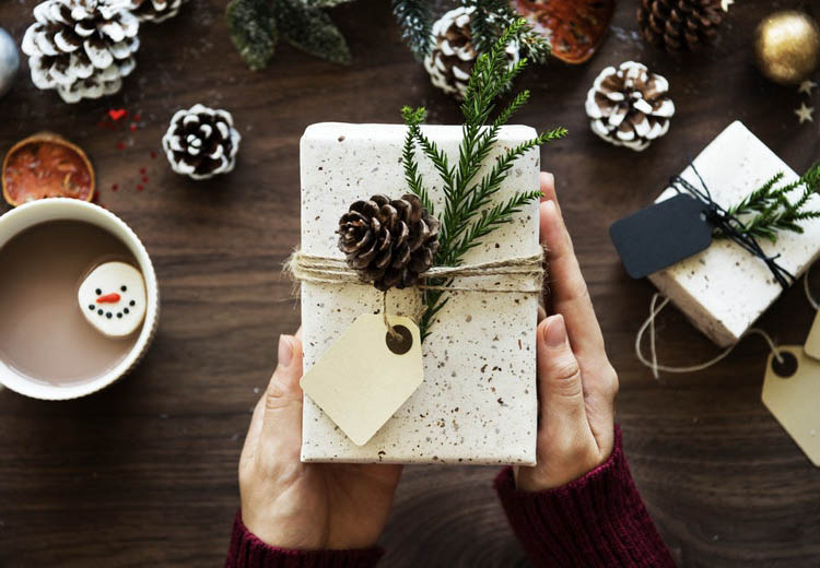 Lavoretti Di Natale Homemade.Regali Di Natale Fai Da Te Idee Personalizzate E Semplici Ambiente Bio